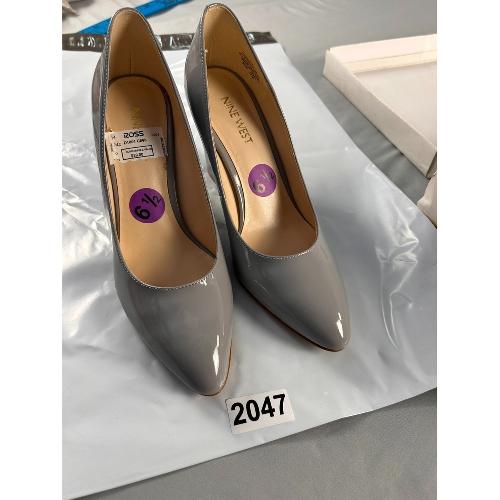 Nine West Women Heels Pumps Size 6.5 Gray Patent Pointed Toe Classic Chic - Picture 2 of 9